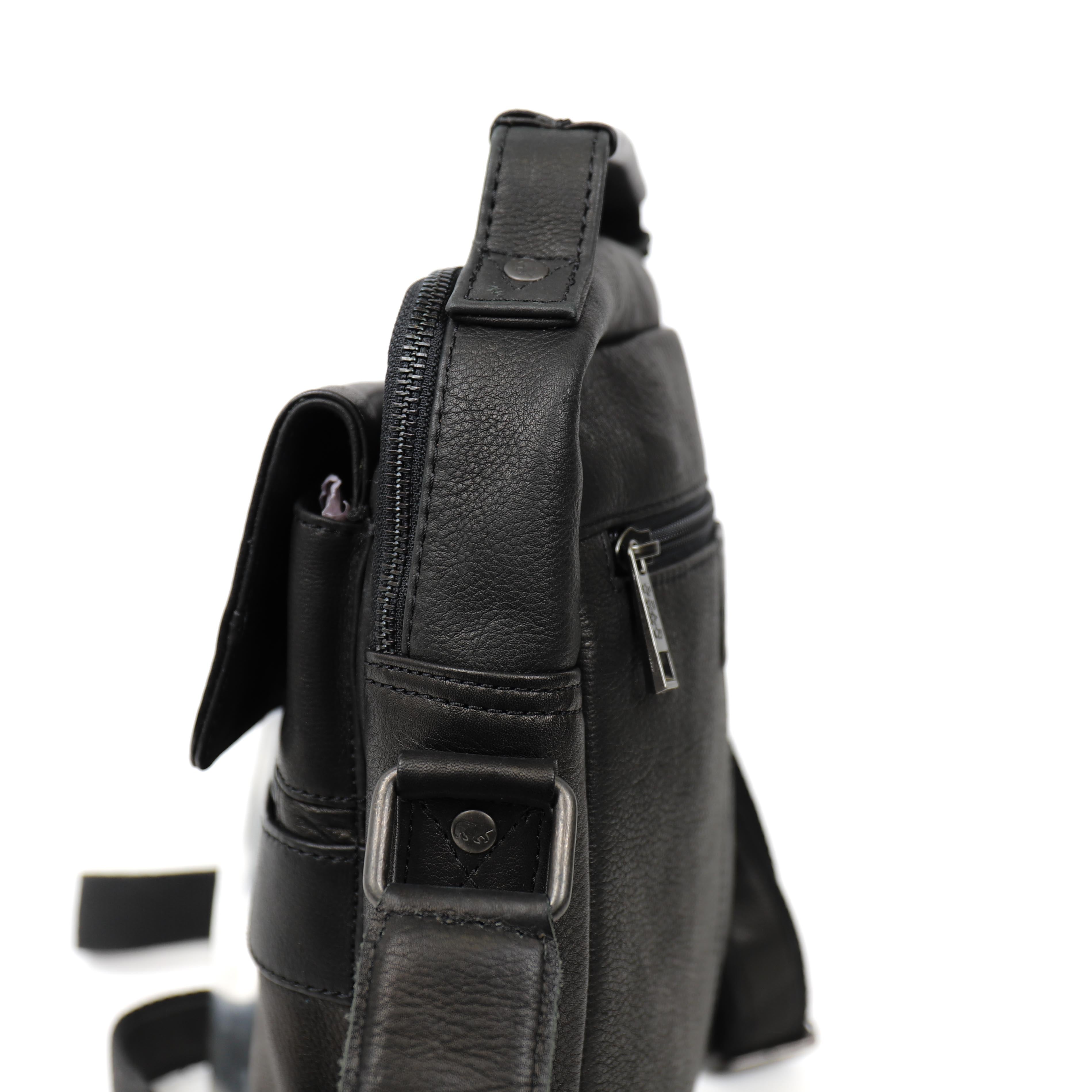 Shoulder bag 'Jarmo' black