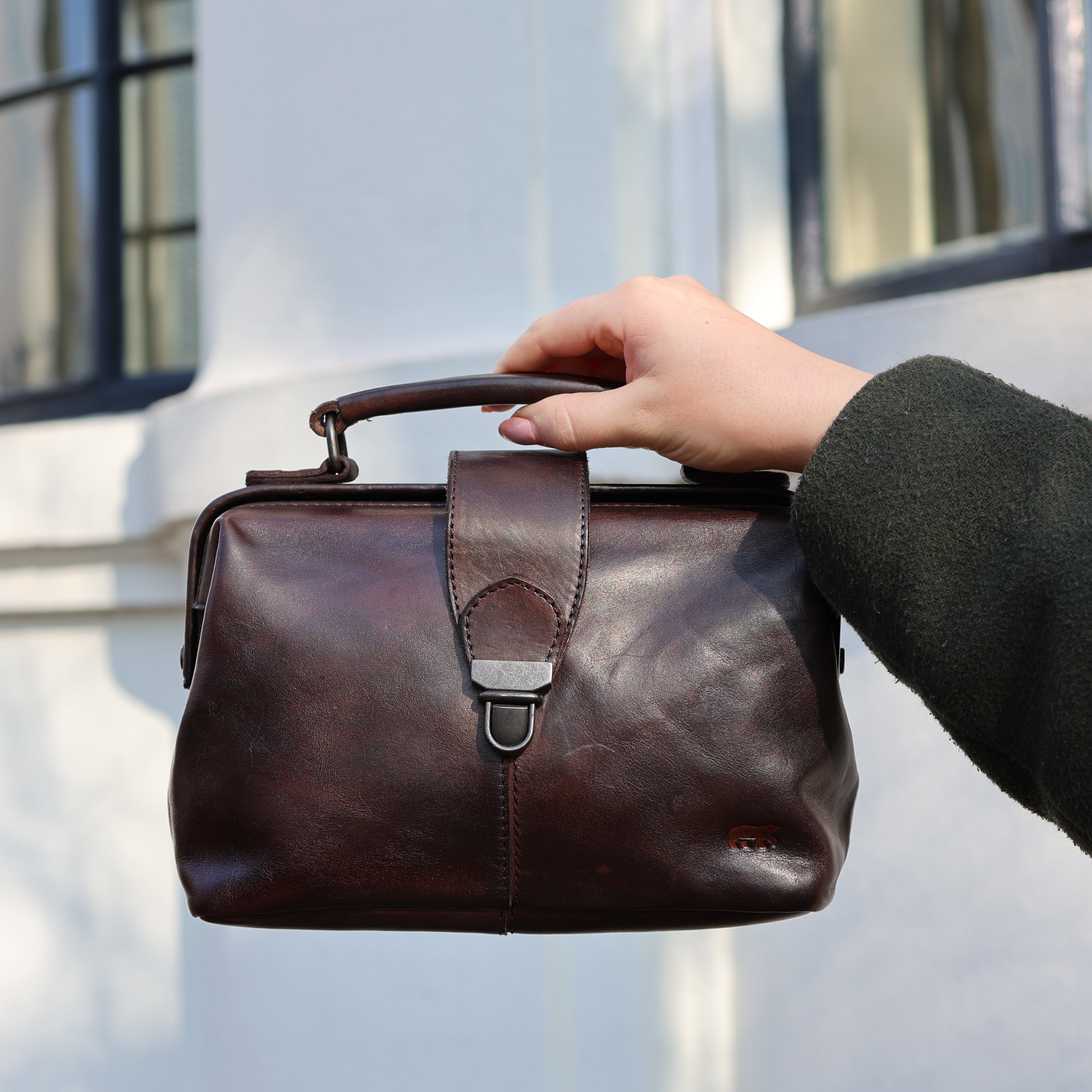 Mini doctor's bag 'Julia' M dark brown