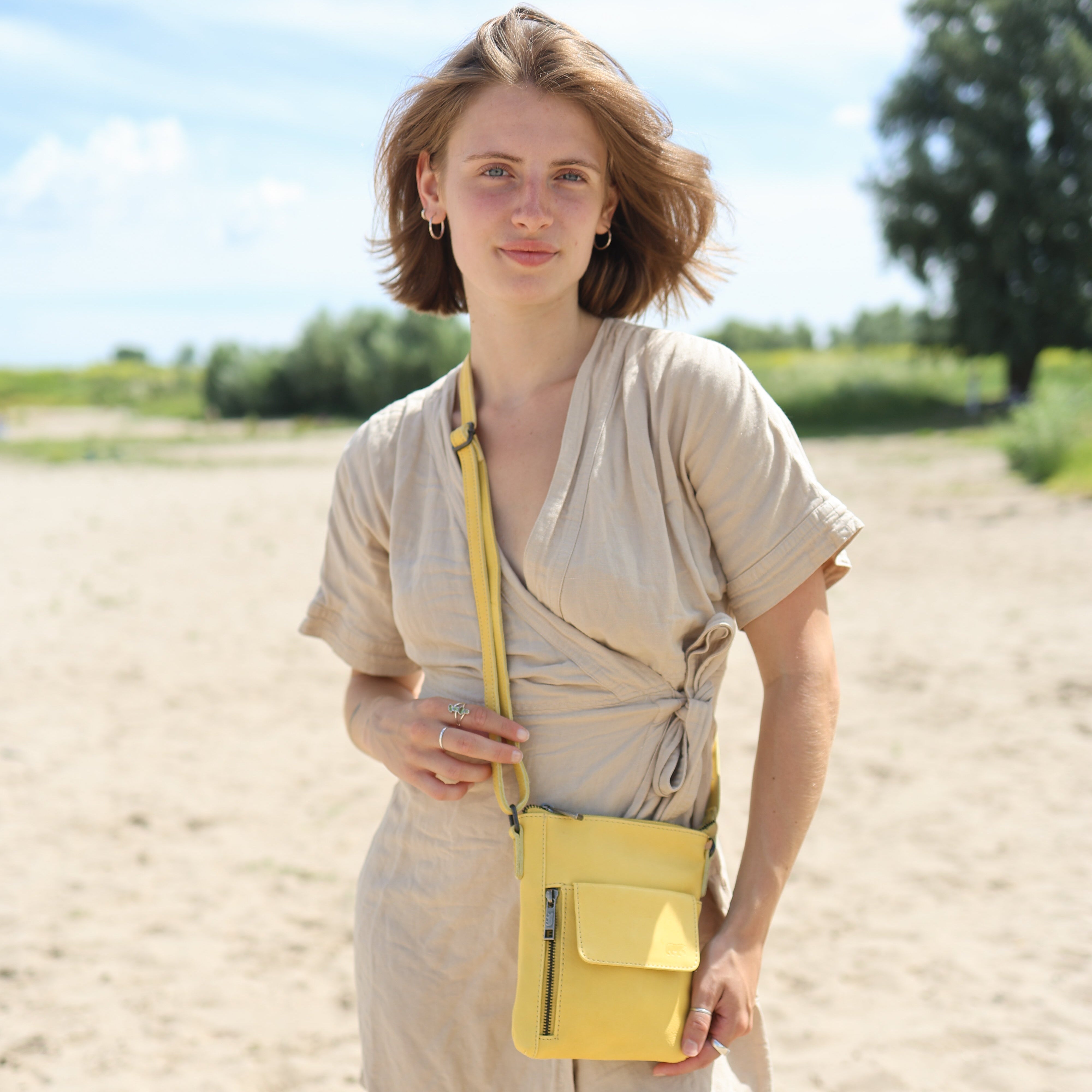 Shoulder bag 'Davide' butter yellow