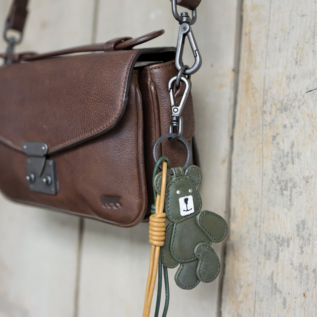 Bag Charm/sleutelhanger 'Beertje' groen
