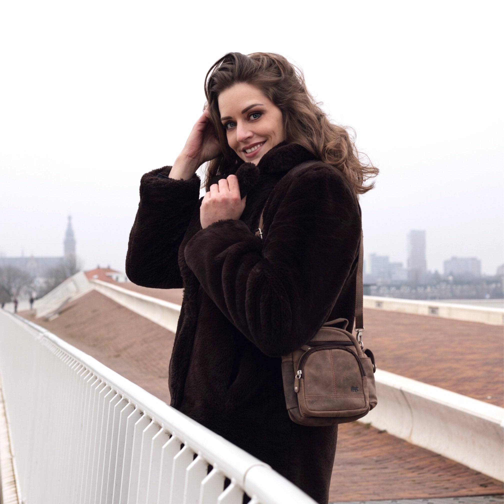 Shoulder bag 'Koda' brown