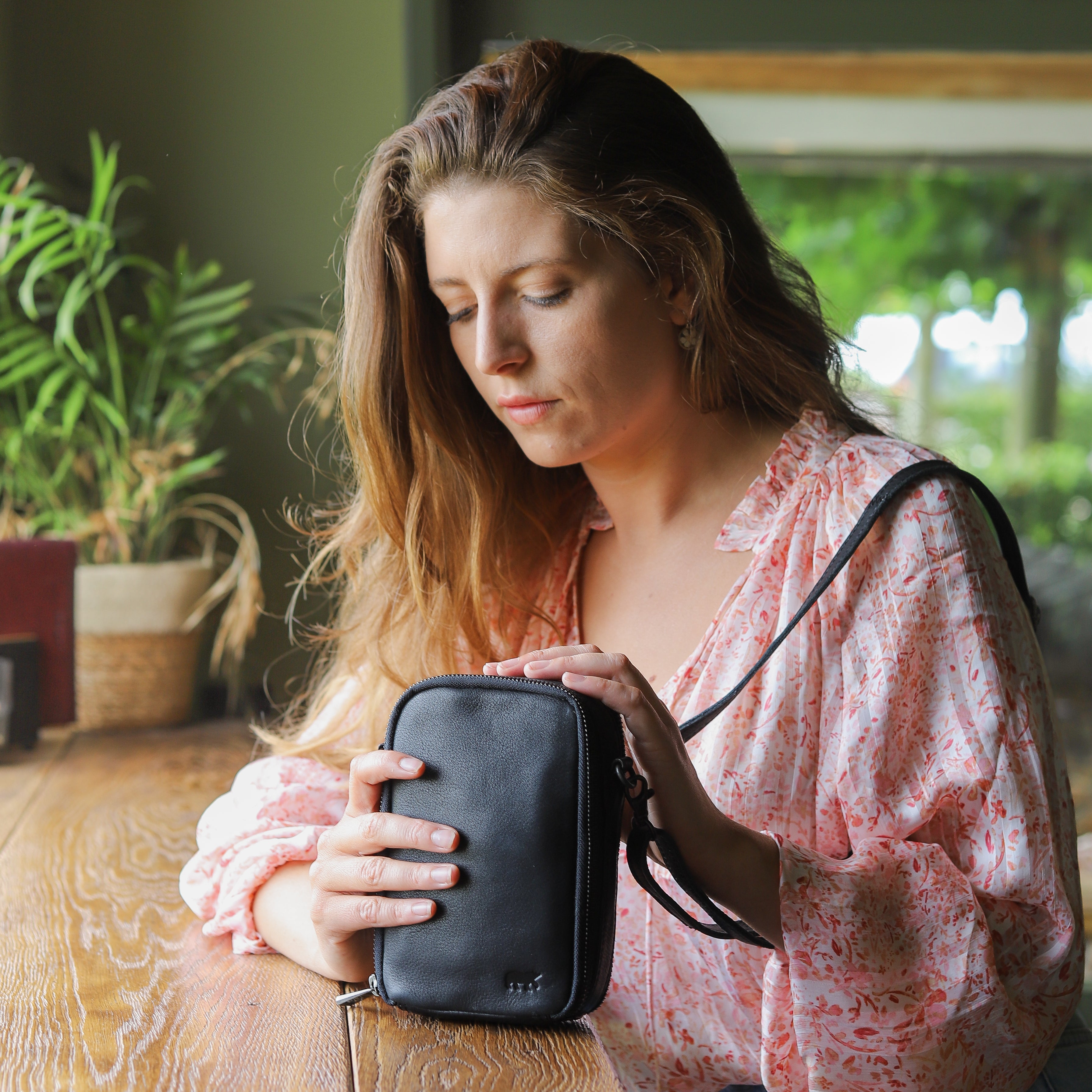 Shoulder bag 'Meike' cognac