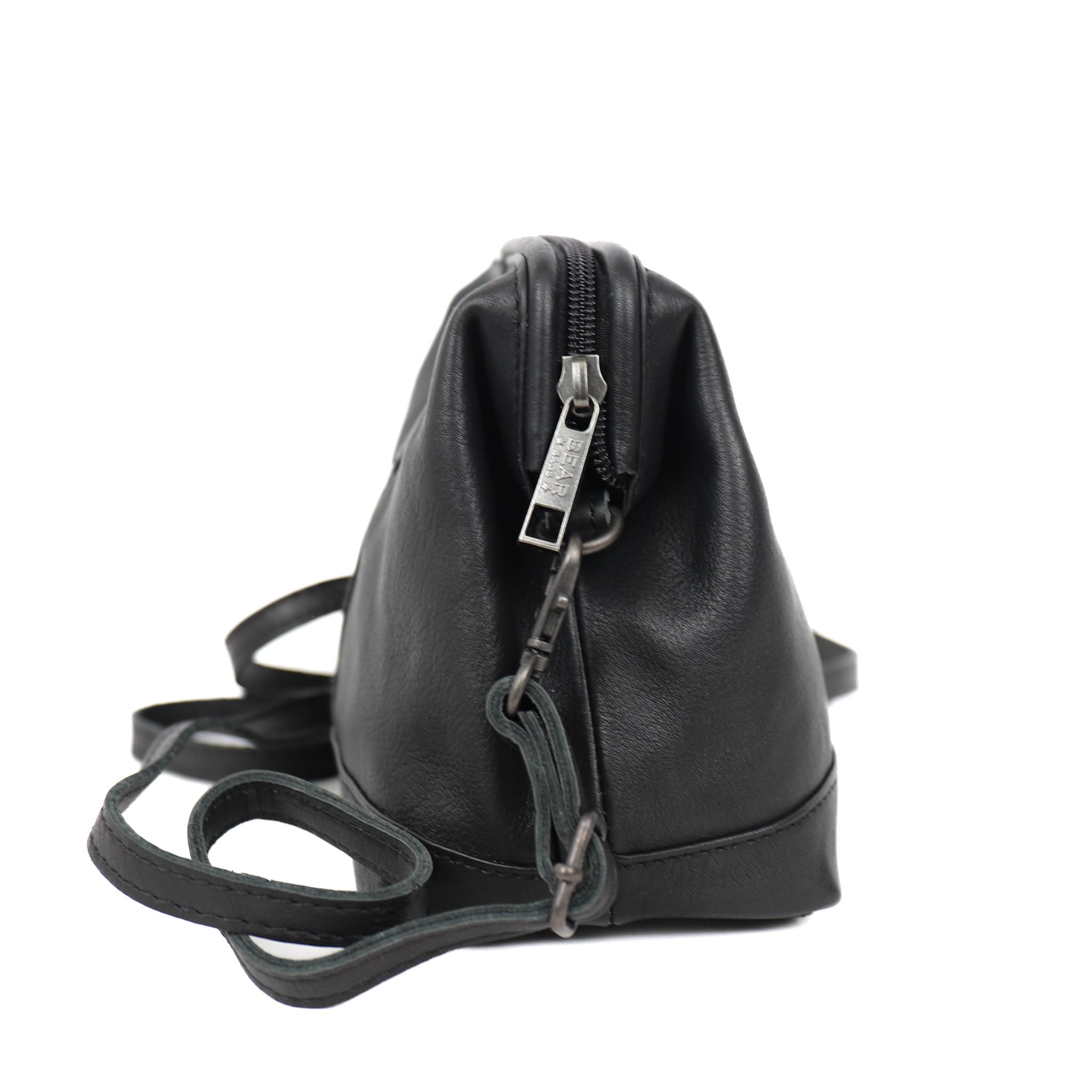 Shoulder bag with bracket closure 'Sjanne' black