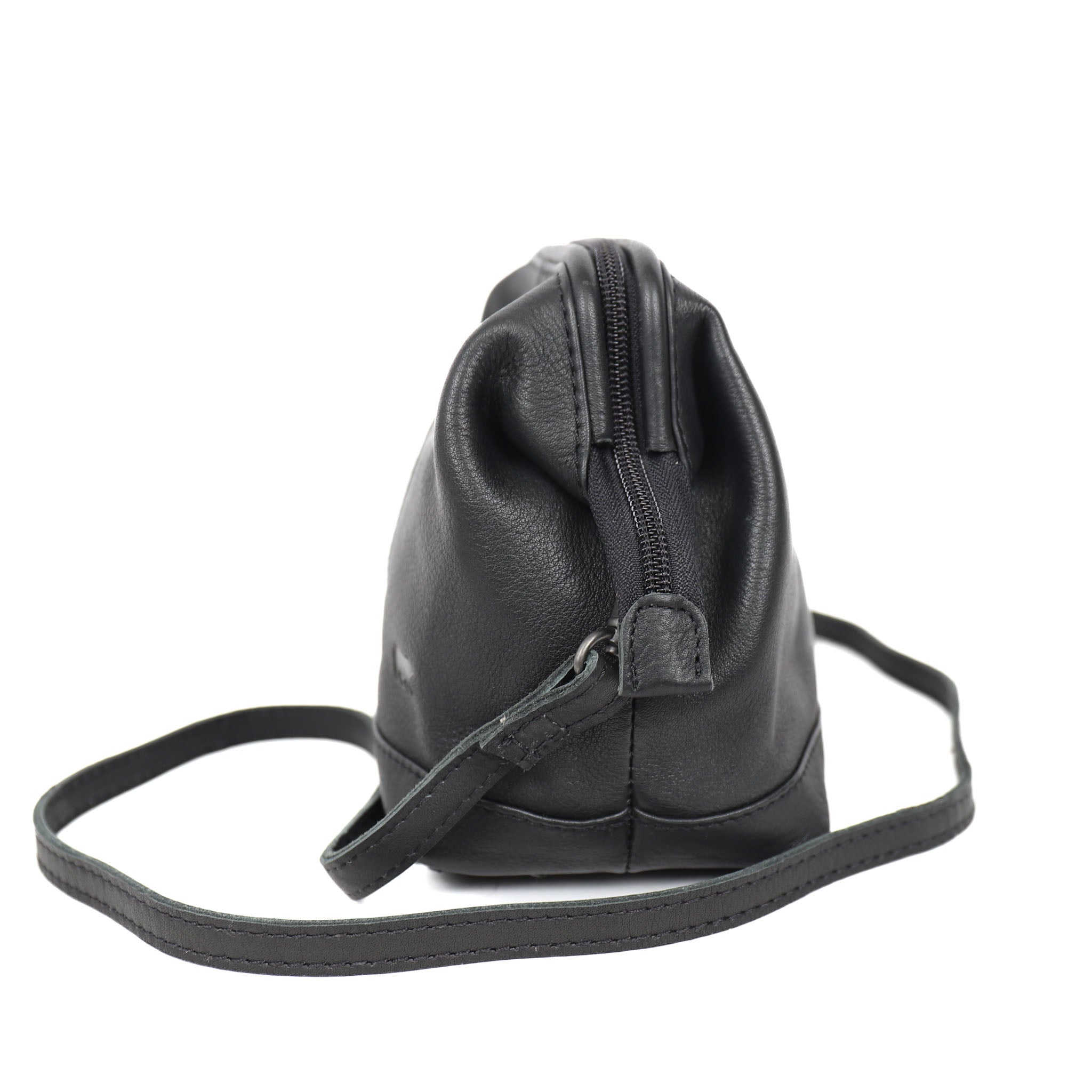 Shoulder bag with bracket closure 'Sjanne' black