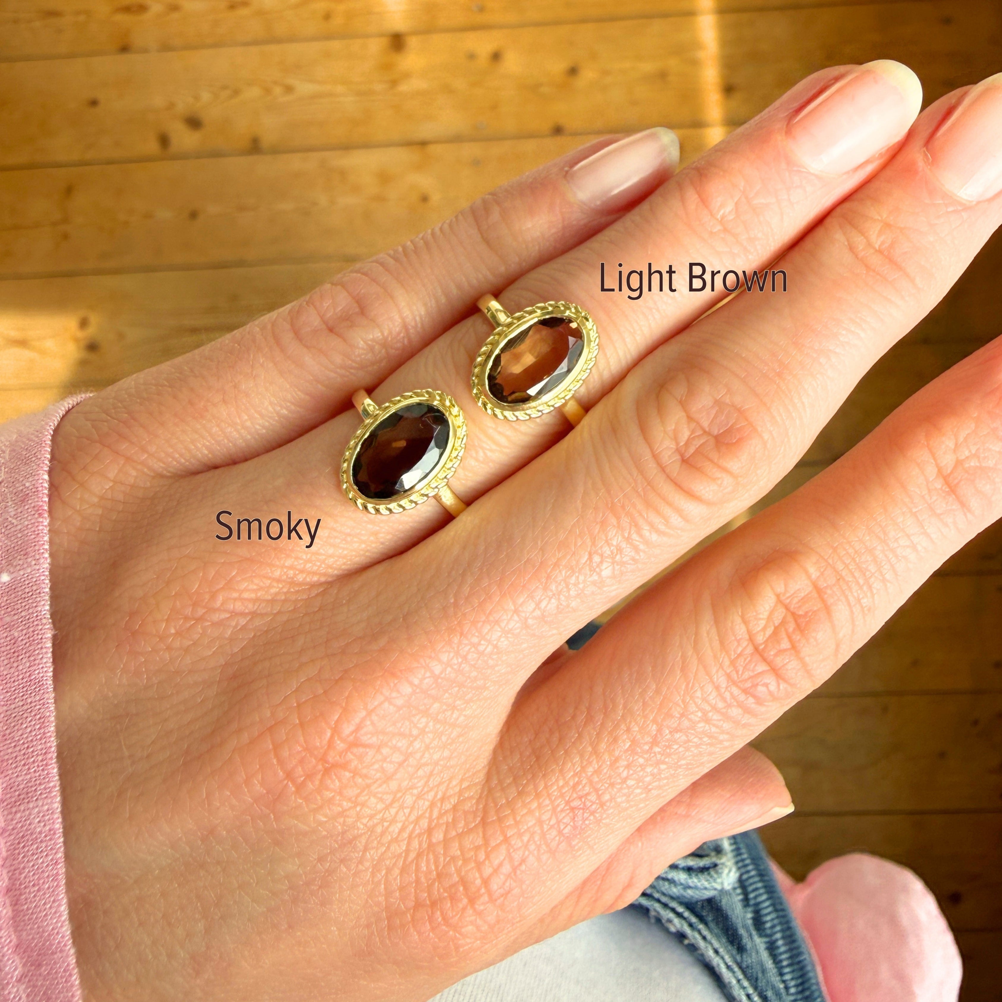 Luna Light brown ring