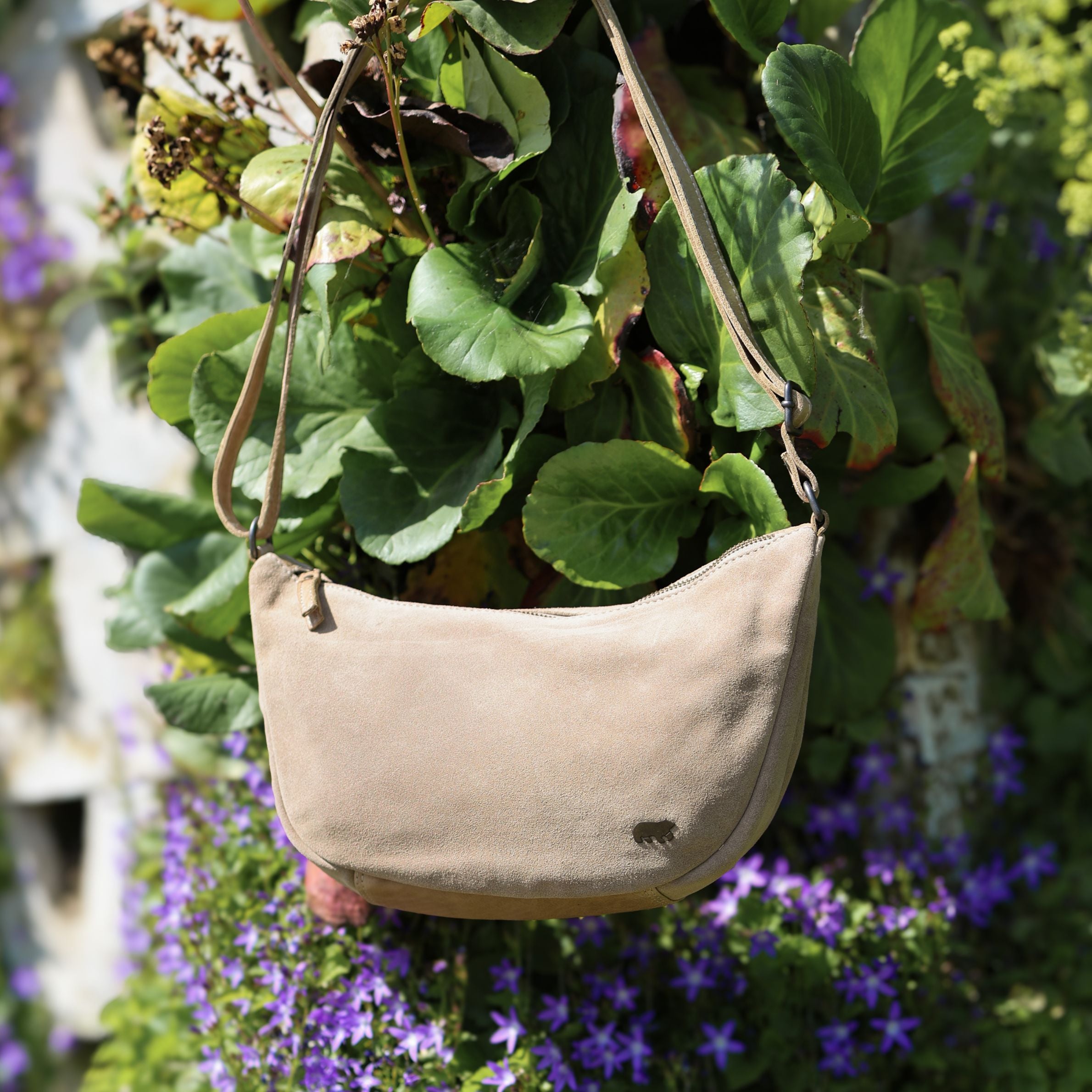 Suede crossbody bag 'Jade' beige