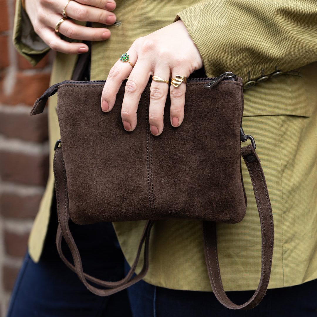 Suede shoulder bag 'Marthe' dark blue