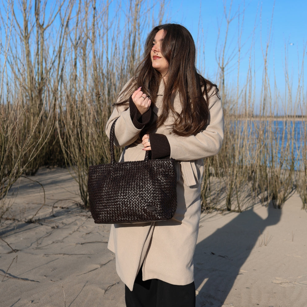 Gevlochten shopper/schoudertas 'Suus' beige