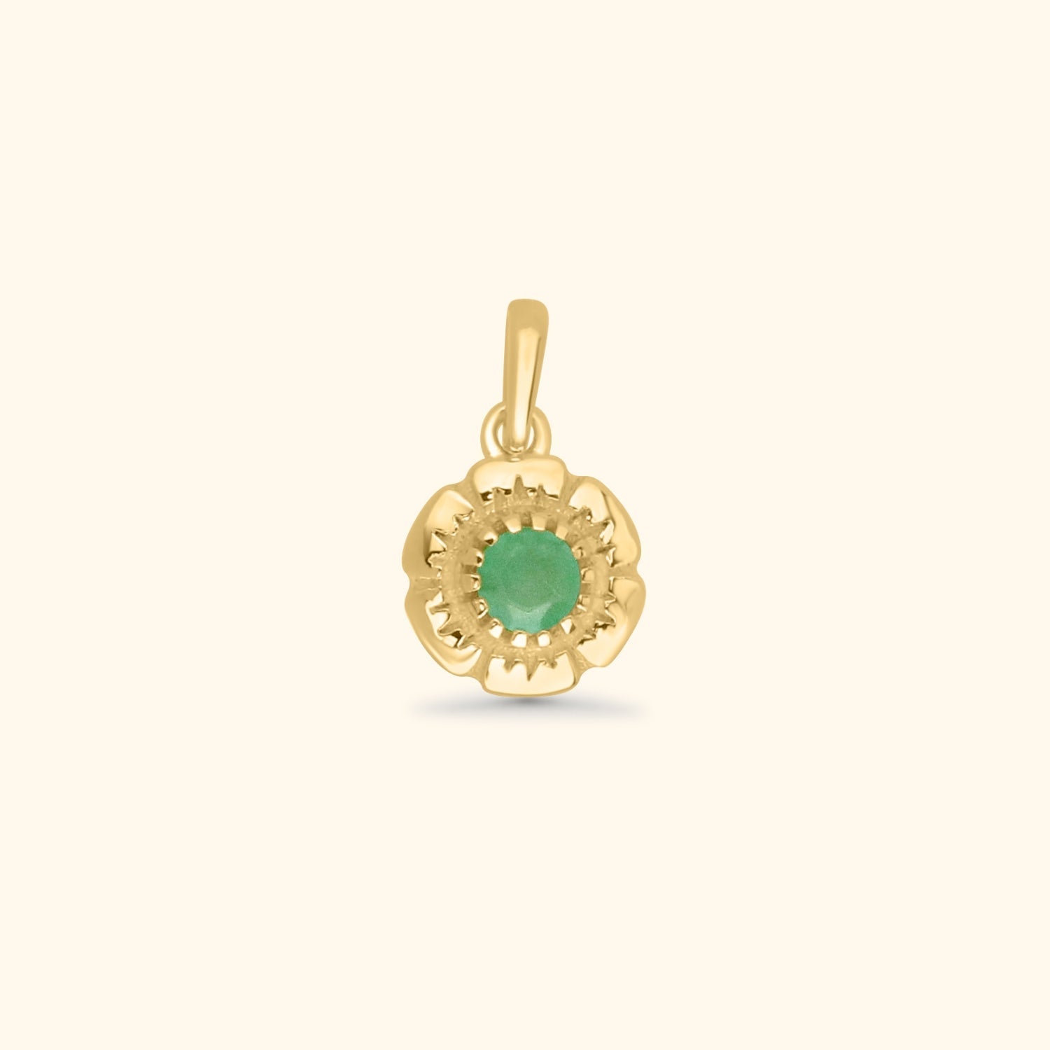 Vintage Emerald Flower Pendant | 14K Gold