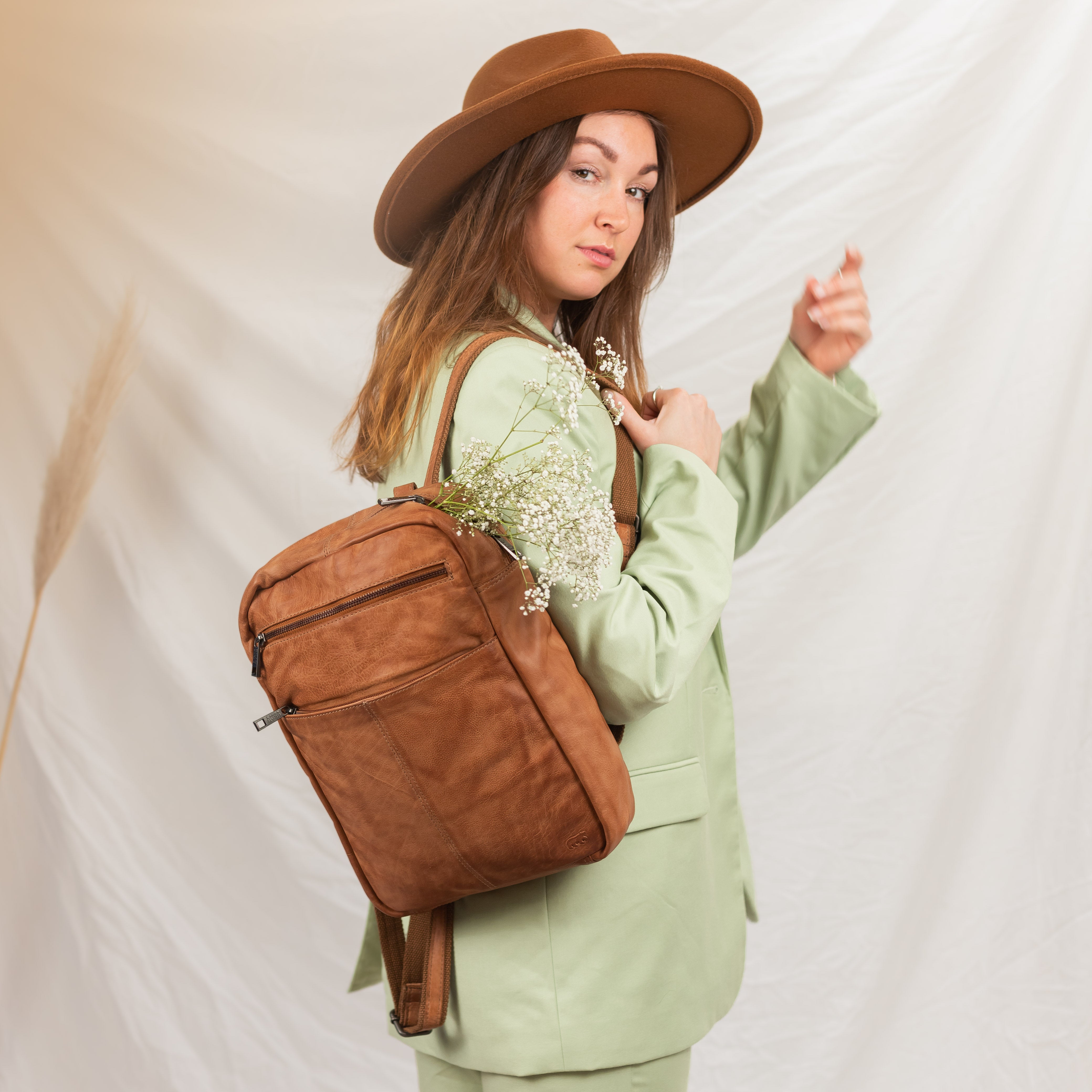 Backpack 'Tiffany' cognac - CP 1769