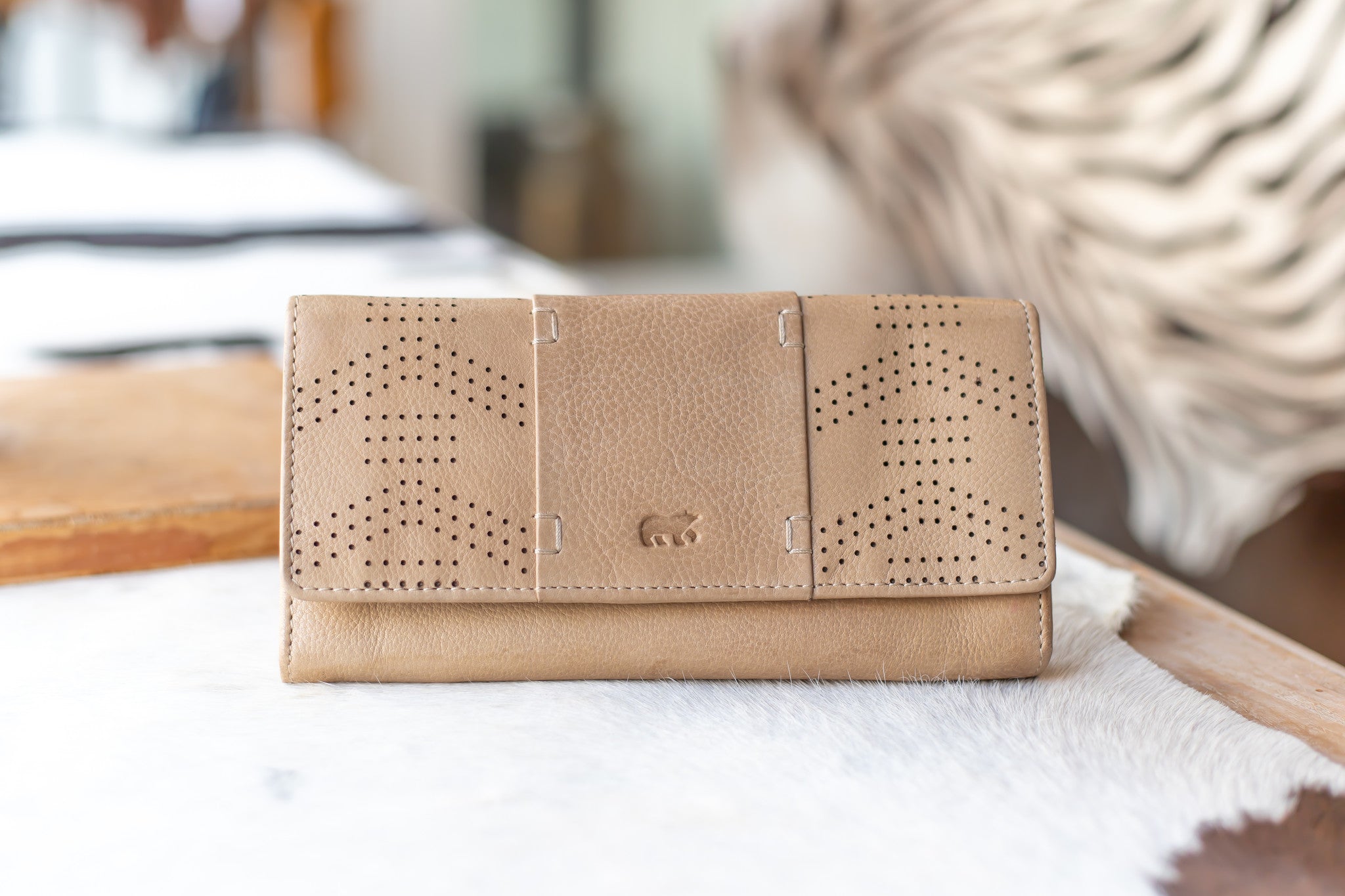 Wrap wallet 'Sterre' beige - CL 18208