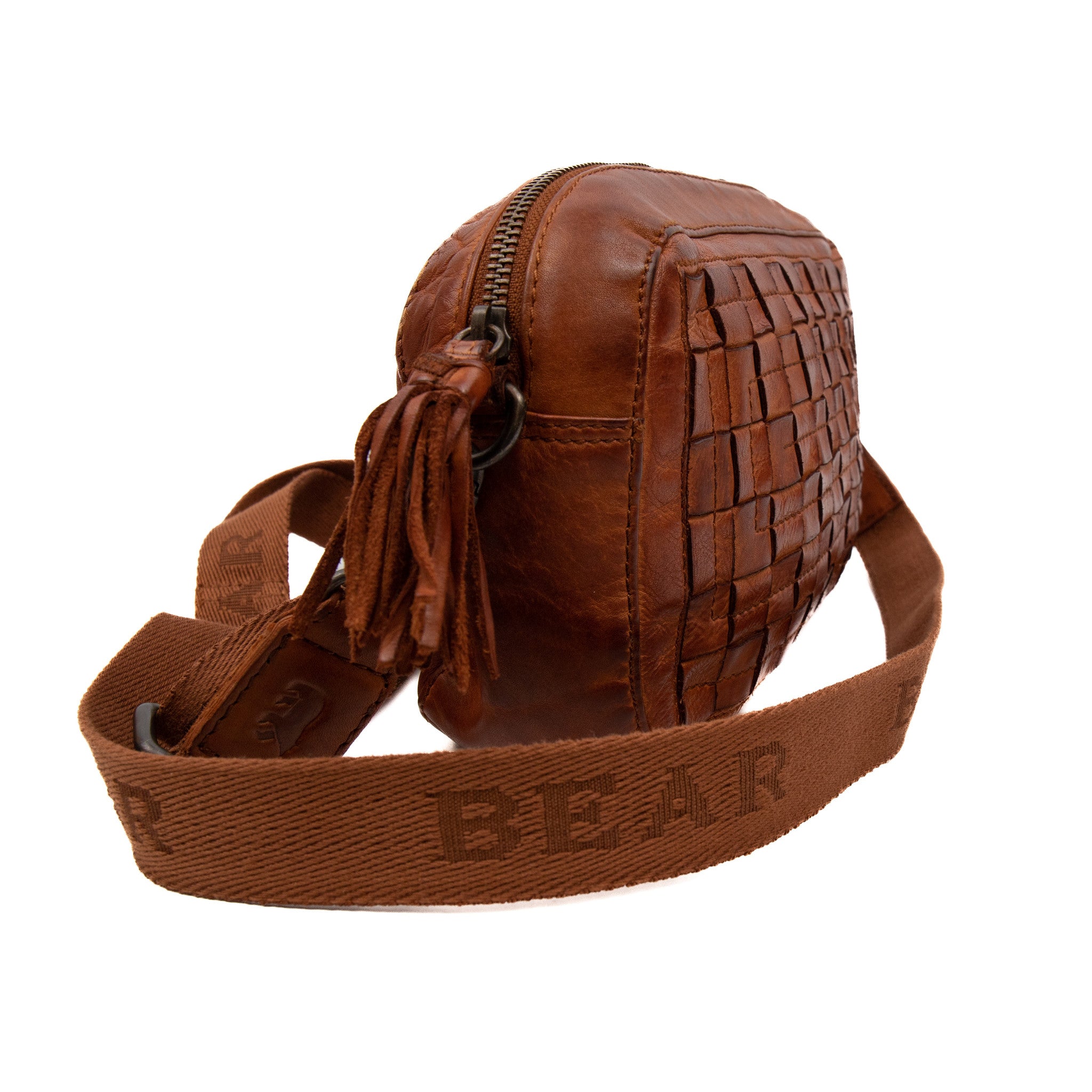 Braided shoulder bag 'Josje' cognac - CL 43085