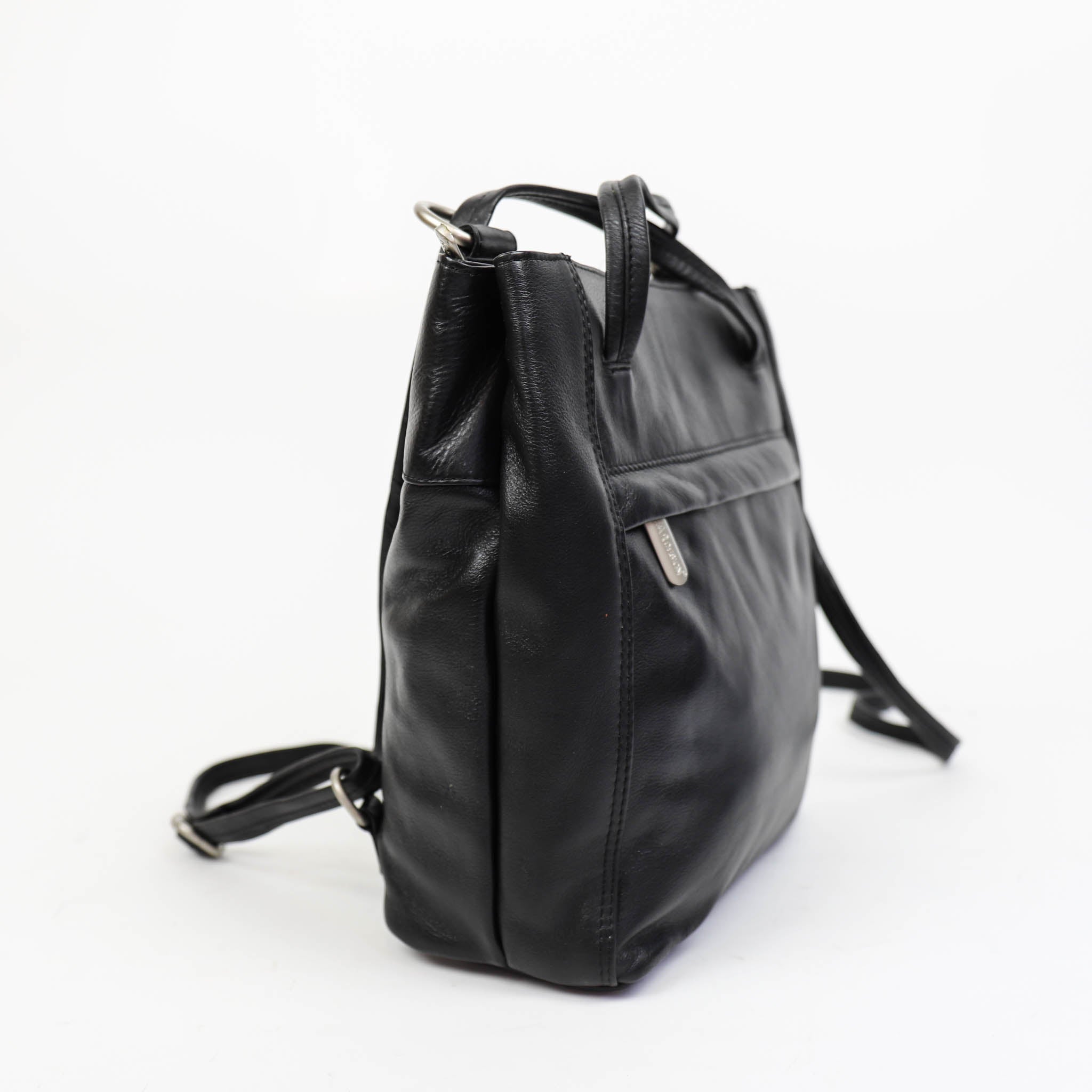 Backpack/shoulder bag 'Sandy' black - B 6029