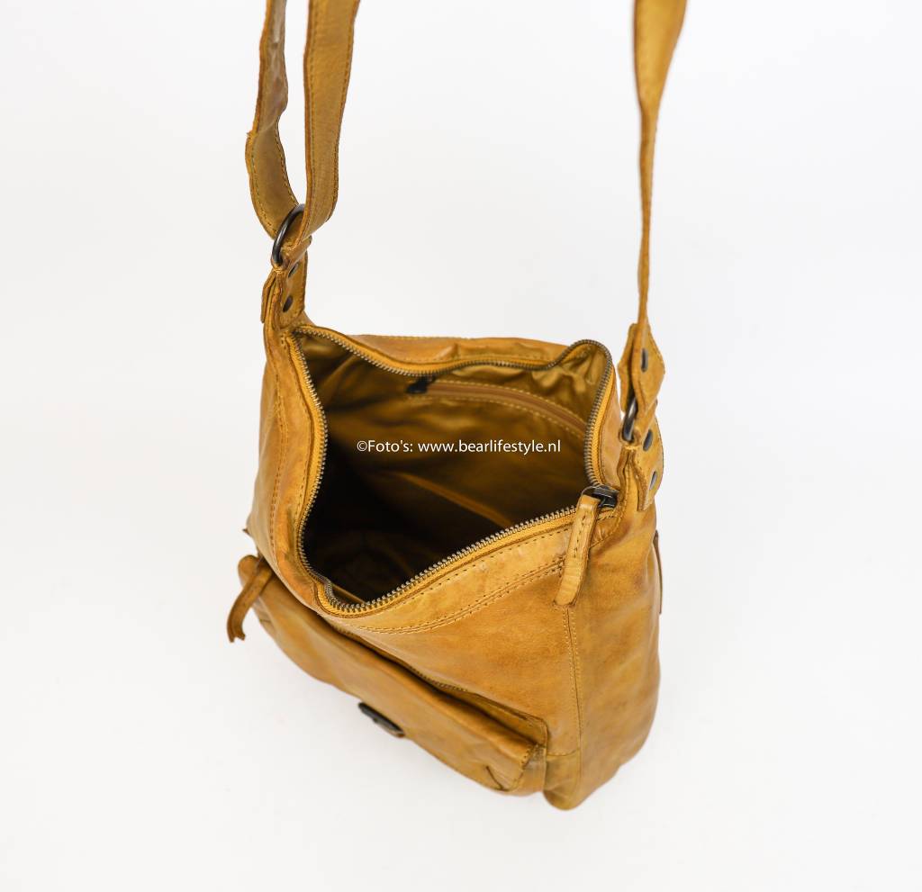 Shoulder bag 'Anna' yellow ocher - CL 32612