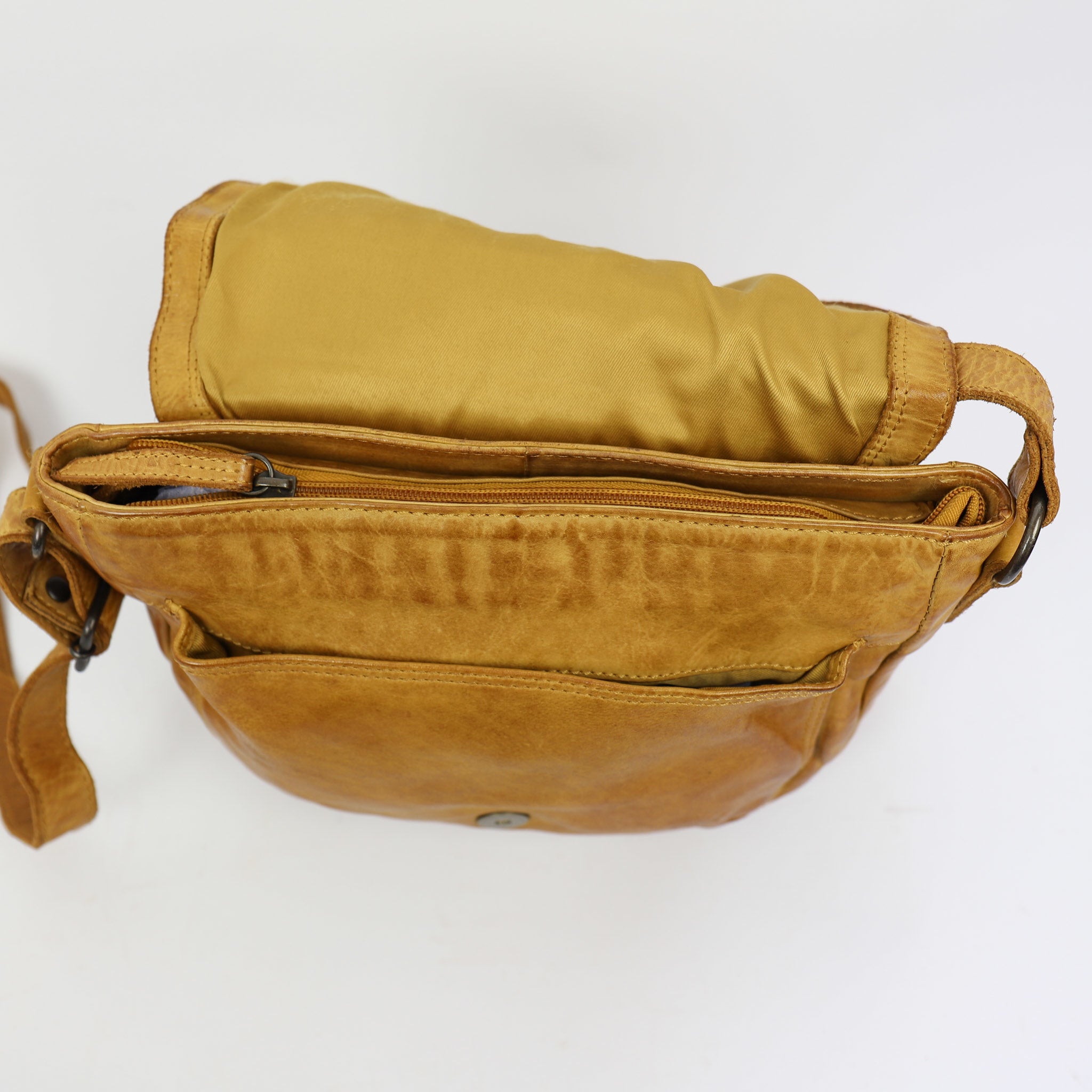Shoulder bag 'Mattea' yellow ocher - CL 32609